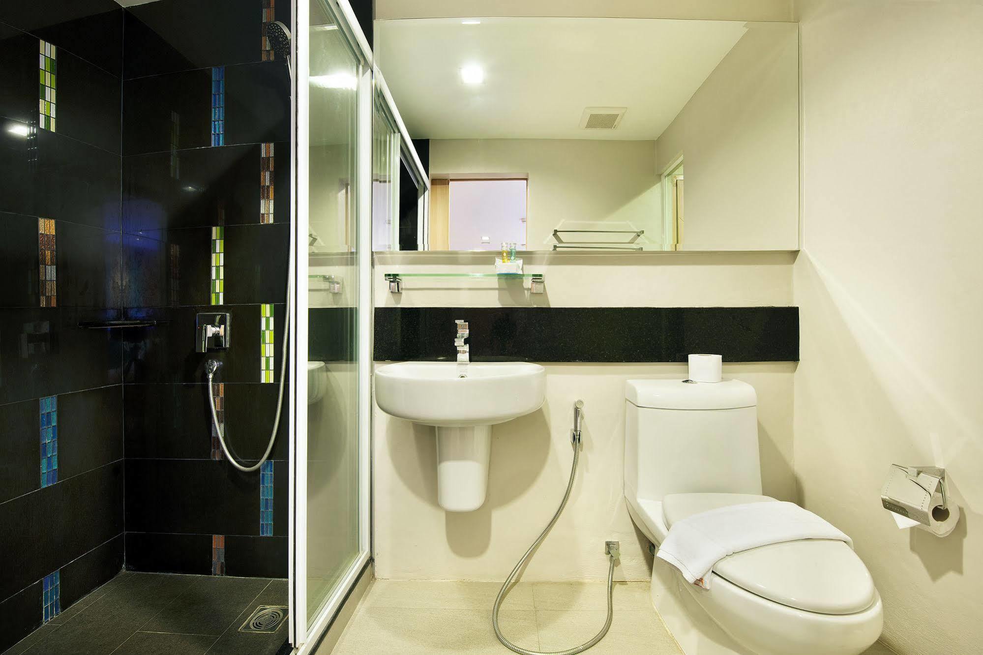 Appart hôtel Ratana Platinum Kamala Beach